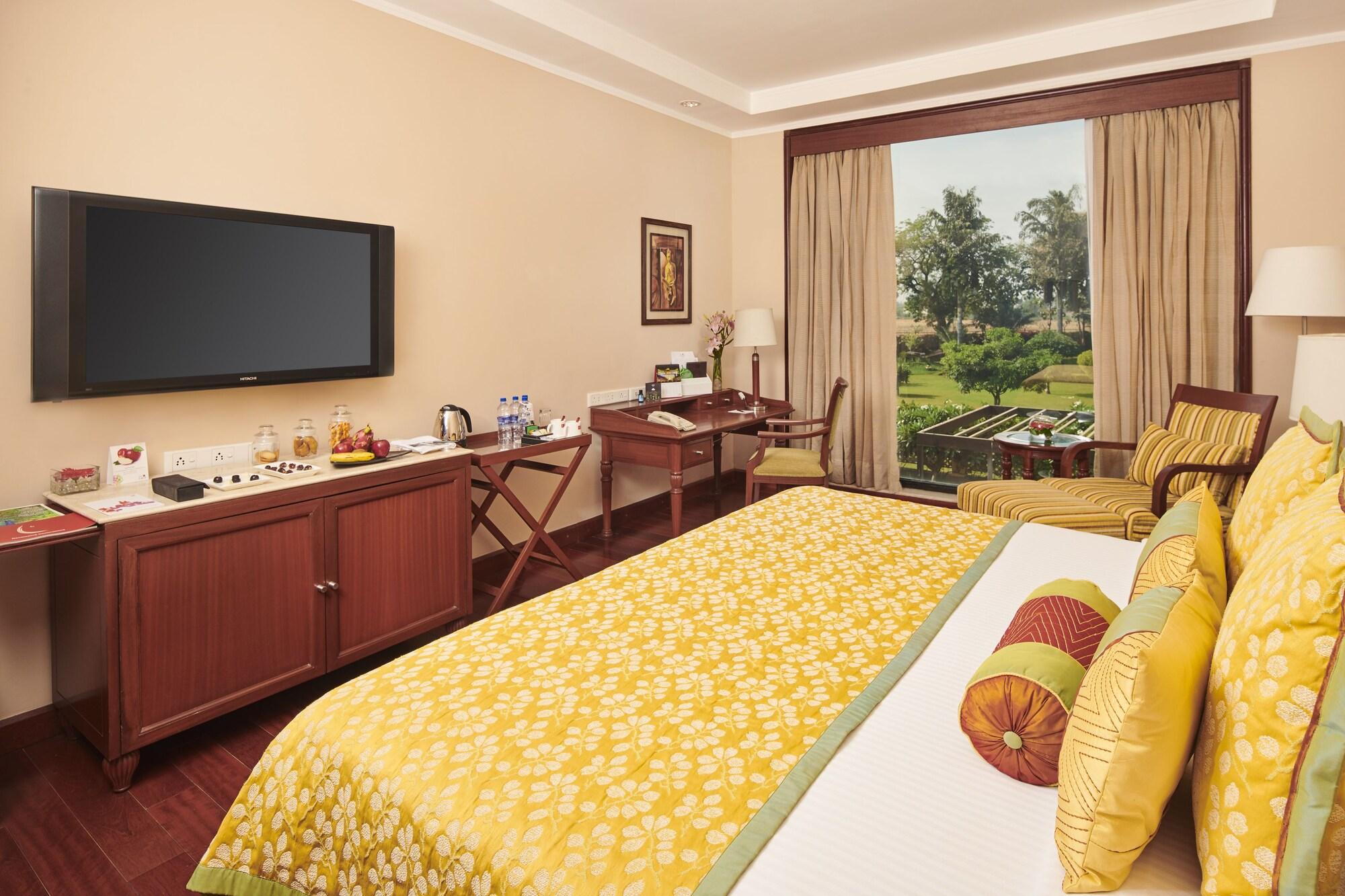 The Lalit Temple View Hotel Khadzsuráhó Kültér fotó