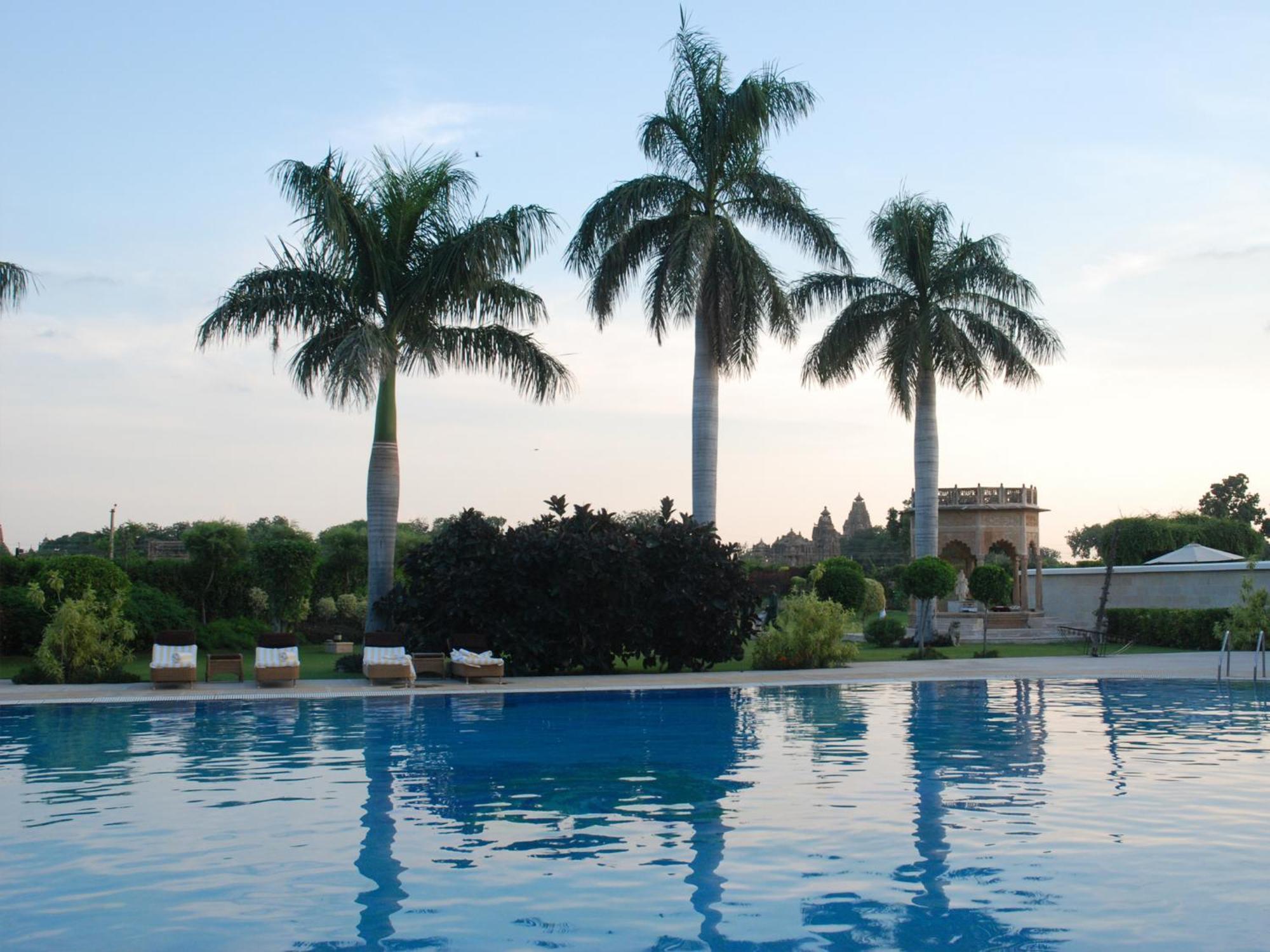 The Lalit Temple View Hotel Khadzsuráhó Kültér fotó