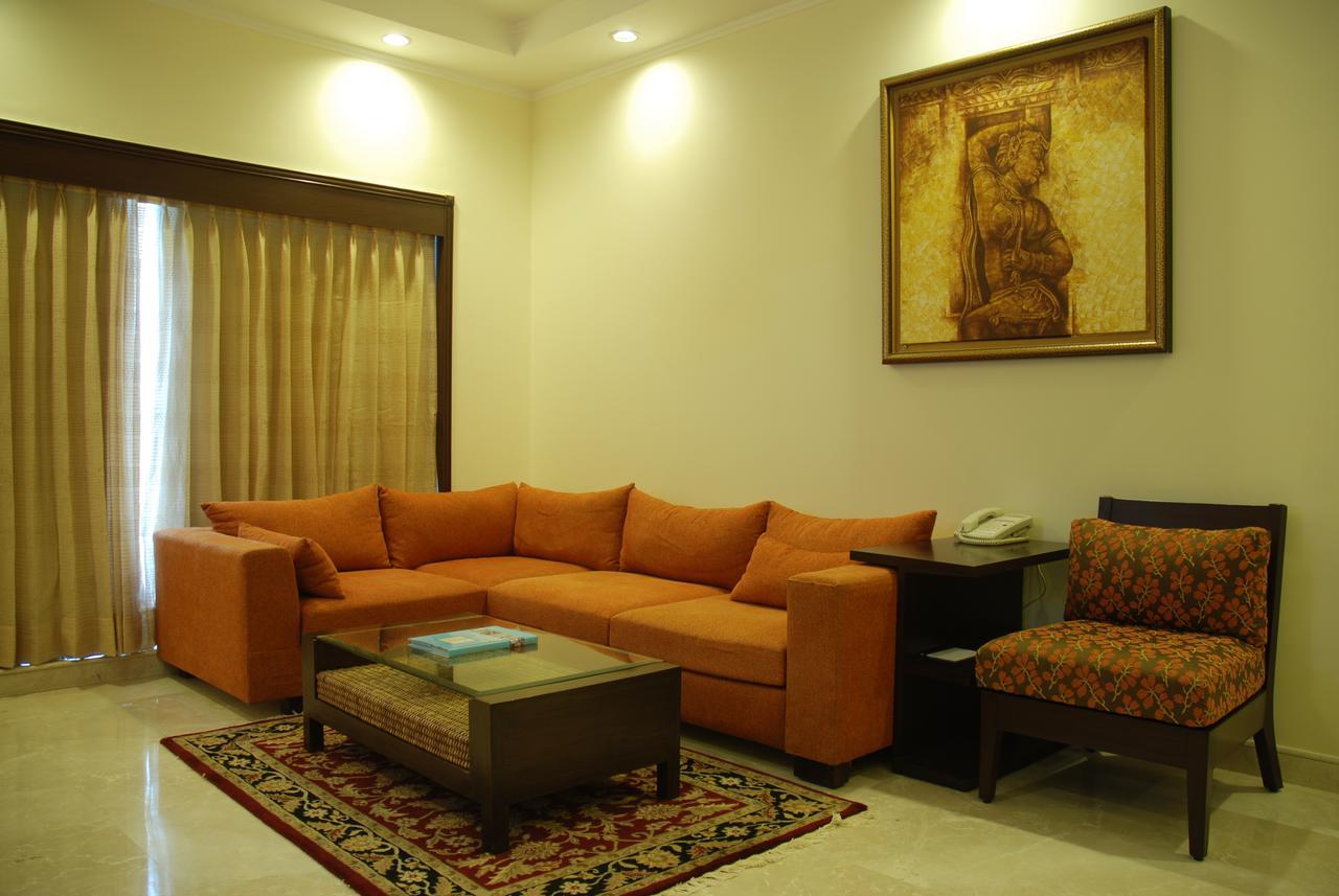 The Lalit Temple View Hotel Khadzsuráhó Kültér fotó